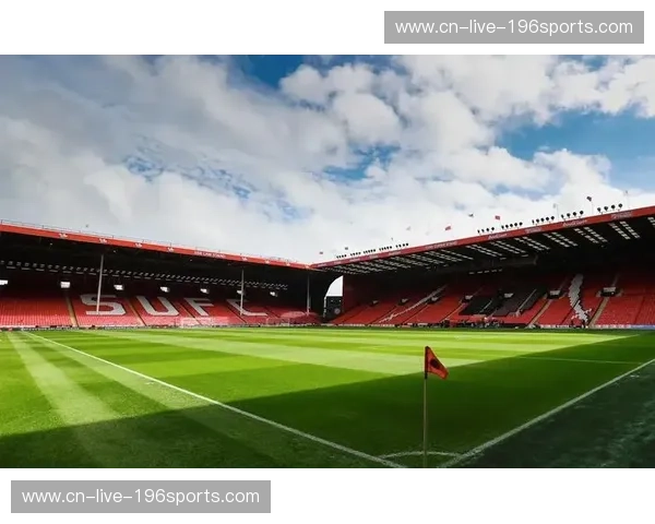 铁血之刃VS荒野狼群：布拉莫巷球场的宿命回响与足球工业之魂